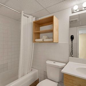 Family Suite 2 Double Beds 1 Bunk Bed Ocean View Non-Smoking